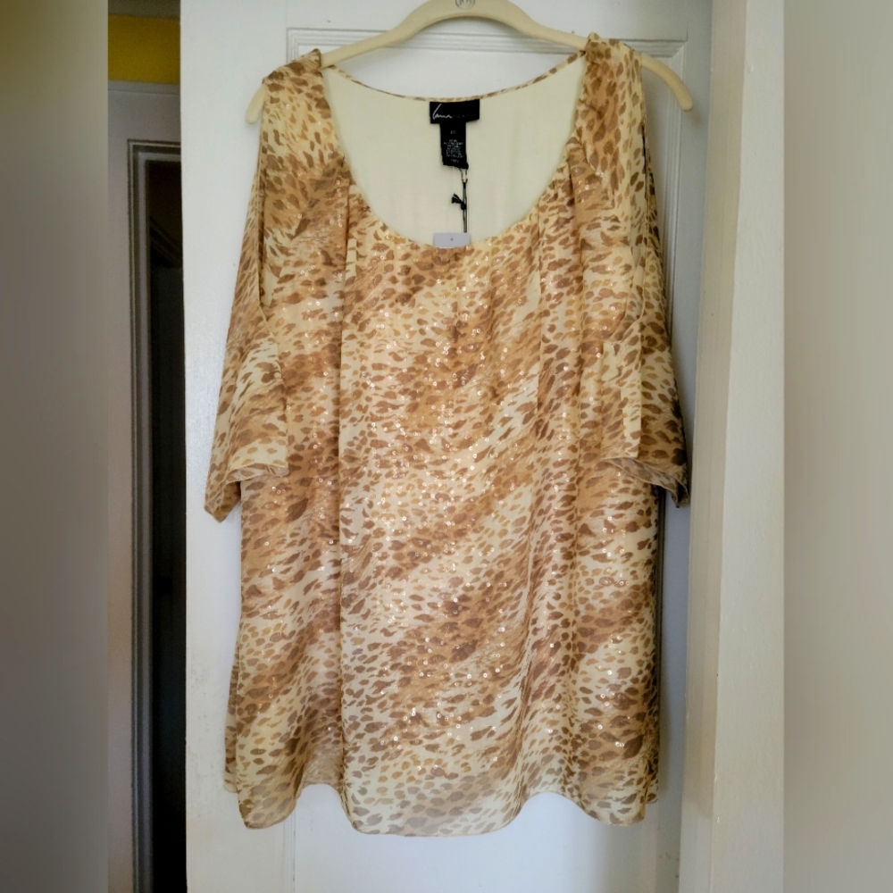 Beautiful animal print shoulder less top